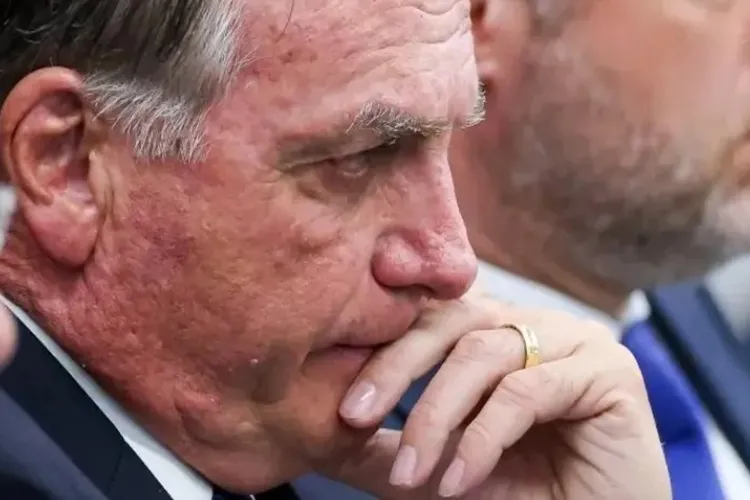 STF aceita denúncia contra Jair Bolsonaro por tentativa de golpe de Estado