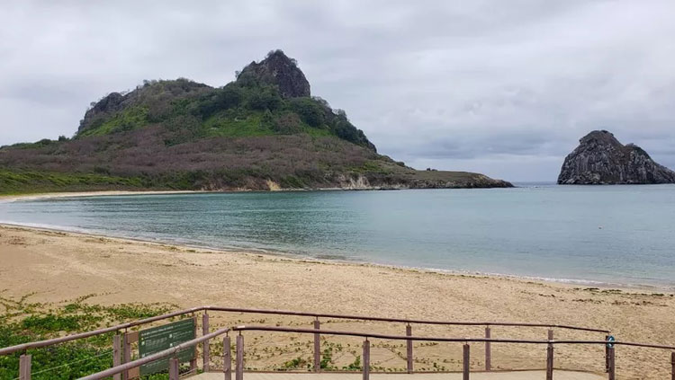 Governo federal quer tirar Fernando de Noronha de Pernambuco