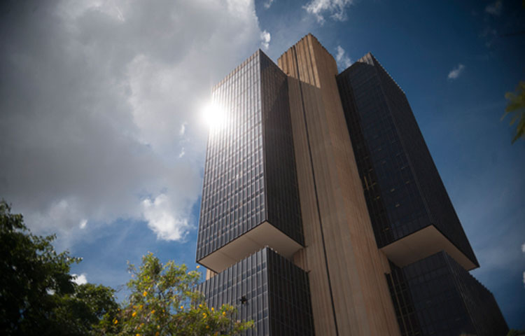 Governo federal encerrou 2022 com as contas públicas positivas