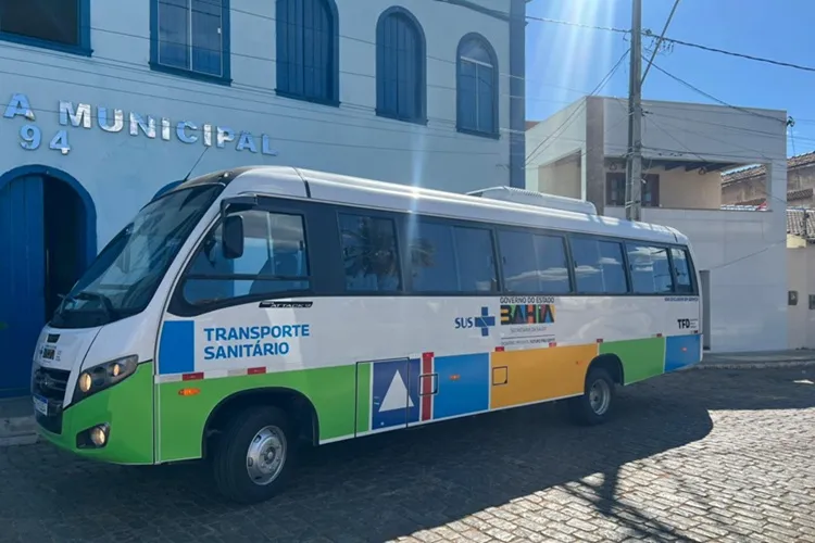 Livramento de Nossa Senhora ganha veículos para pacientes de hemodiálise
