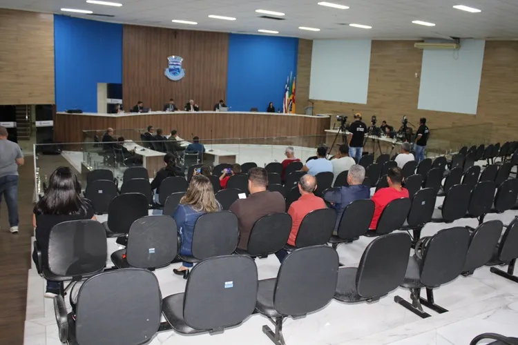 Câmara de Brumado vota 23 projetos nesta segunda-feira (01)