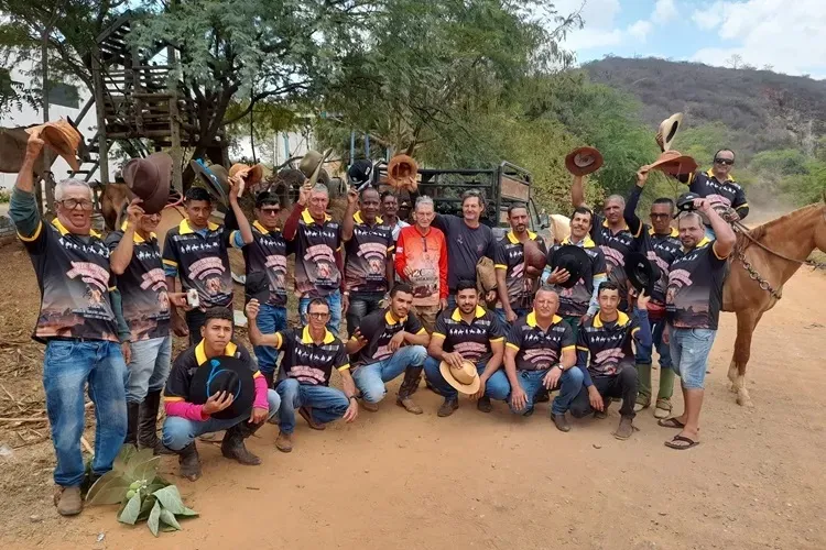 Malhada de Pedras: Grupo mantêm tradicional romaria à Gruta da Mangabeira