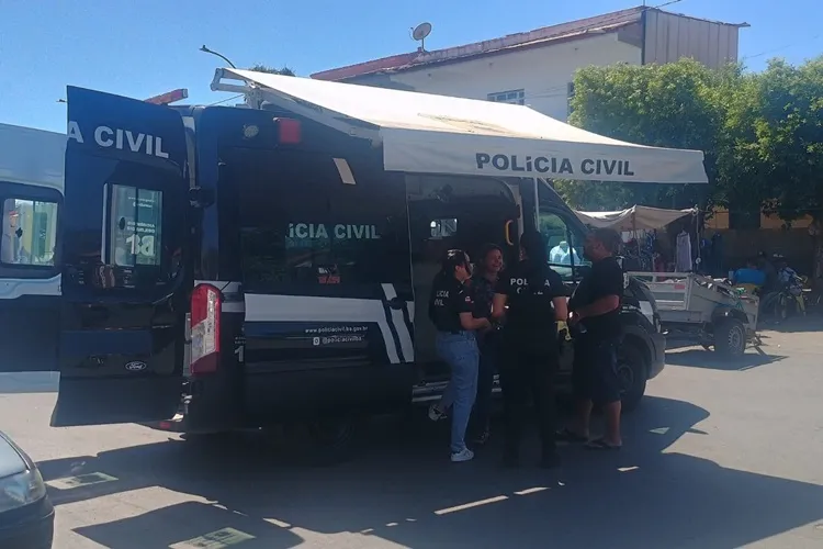 Agosto Lilás leva ações de combate à violência à zona rural e feiras em Guanambi