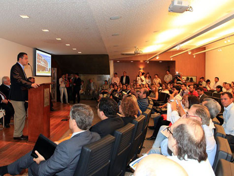 Novo governo terá corte de secretarias e redução de cargos