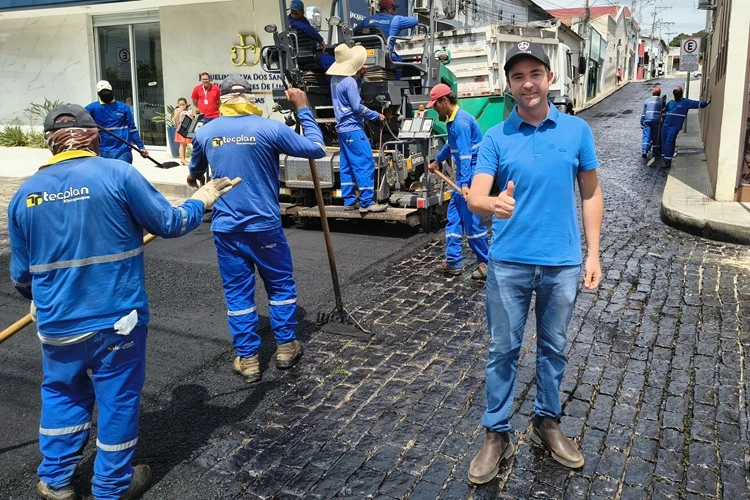 Prefeitura inicia o maior programa de pavimentação asfáltica urbana de Brumado