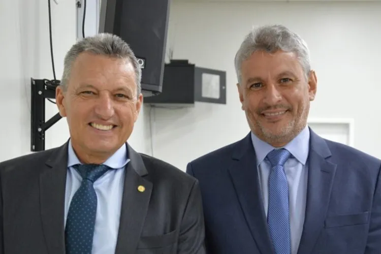 Deputado acusa prefeito de rejeitar emendas e tratores para o município de Guanambi