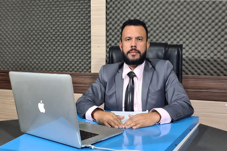 Brumado: 'Não somos contra e não queremos acabar com o tempo integral', frisa Beto Bonelly