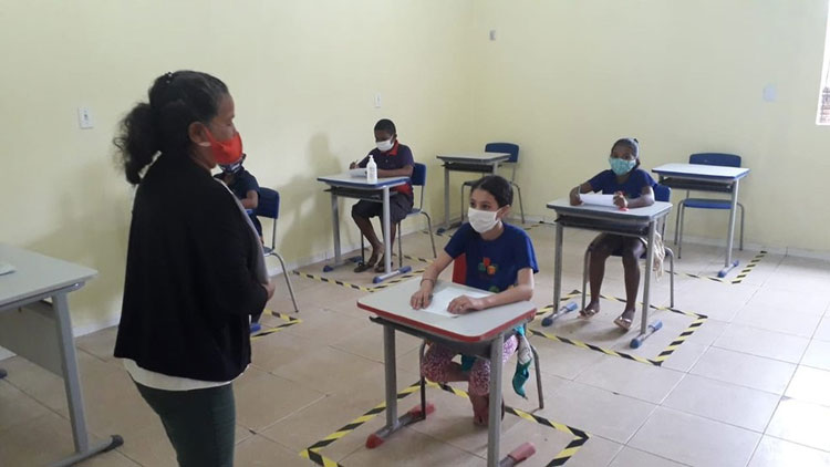 Início das aulas é adiado por causa da Covid-19 em Vitória da Conquista