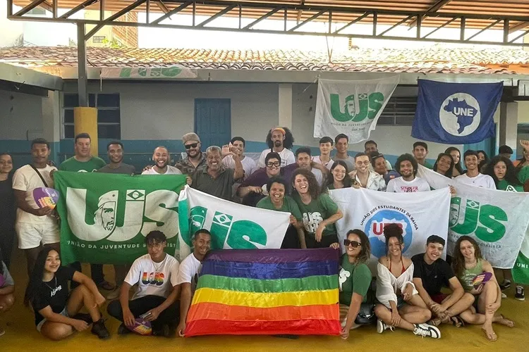 UJS promove curso de formação política para 80 militantes em Brumado
