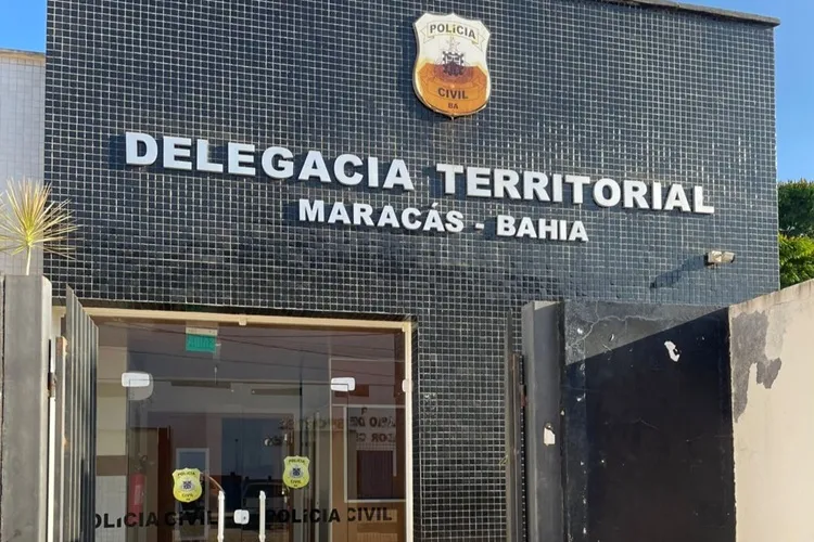 Machadinha, balaclava e combustível: O 'kit' de grupo que planejava homicídio em Maracás