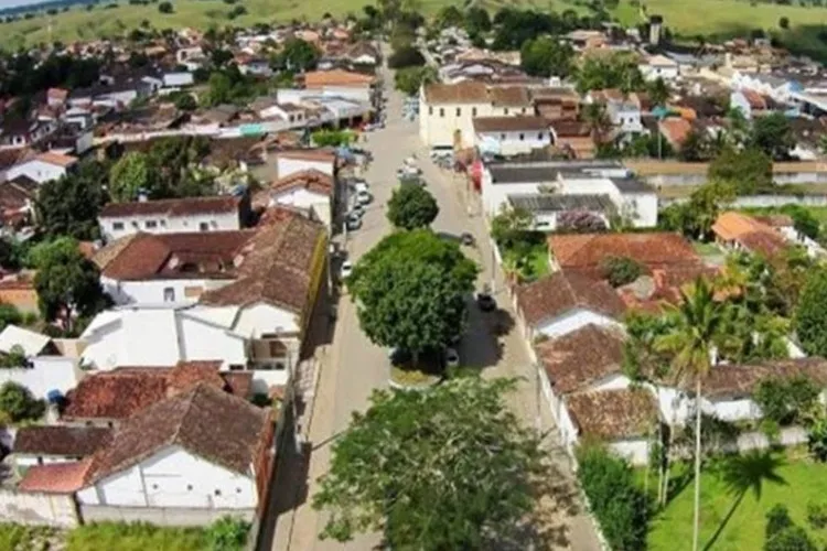 Prefeitura de Conceição do Almeida abre concurso público com mais de 230 vagas
