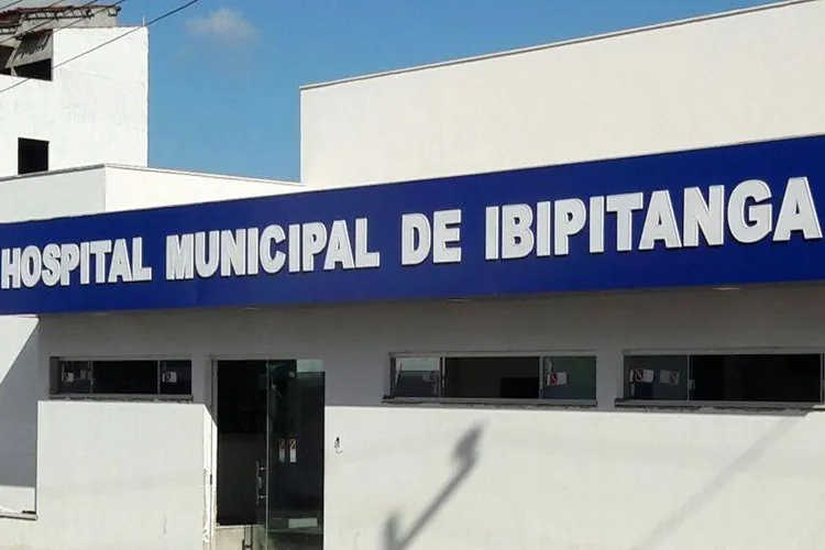 VÍDEO: Hospital Municipal de Ibipitanga pega fogo e pacientes são transferidos às pressas
