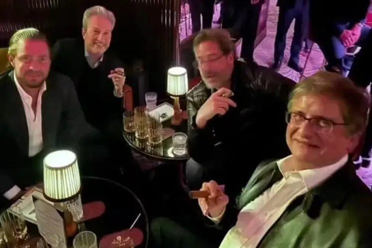 PF encontra foto de Paulo Gonet e Daniel Vorcaro fumando charuto em Londres