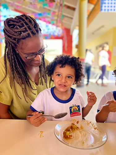 Guanambi investe na segurança das escolas e na alimentação saudável dos alunos