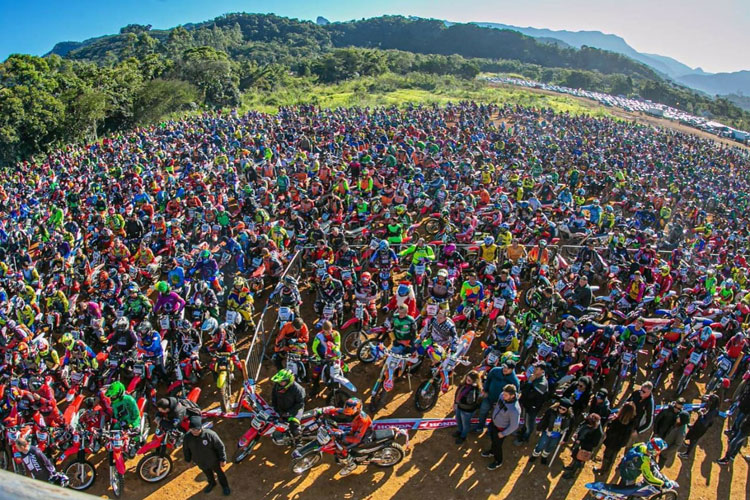 Caio Rubens eleva nome de Brumado no Banana Lama, maior evento de moto trilha do Brasil