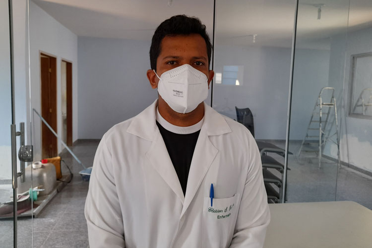 Enfermeiro Gleisson Ferreira é o novo diretor do Hospital Professor Magalhães Neto em Brumado