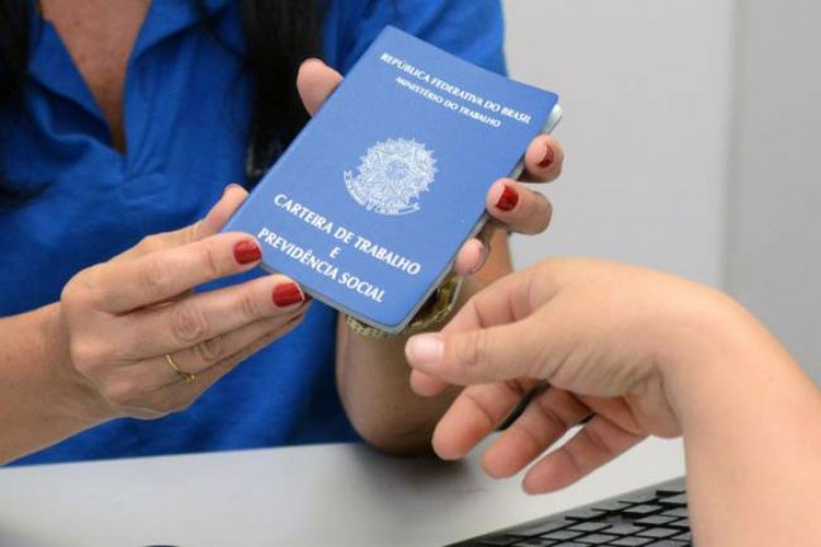 IBGE aponta que Brasil tem 12,7 milhões de desocupados