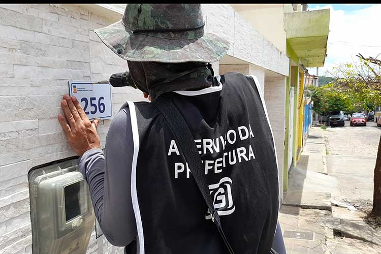 MP apura gasto de mais de R$ 1 milhão com instalação de placas residenciais em Brumado