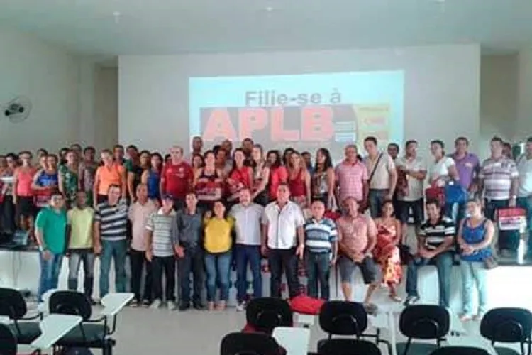 APLB celebra novas conquistas para professores de Livramento de Nossa Senhora