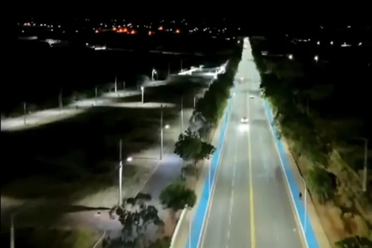 'Ilumina Macaúbas': Prefeitura lança programa de modernização e acelera obras na cidade