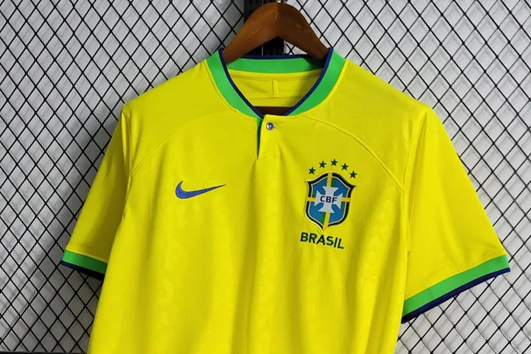 Seleção cai para 5º lugar do ranking da Fifa