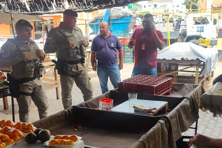 Guanambi: Feirante protesta e diz que está sofrendo perseguição de fiscal da prefeitura