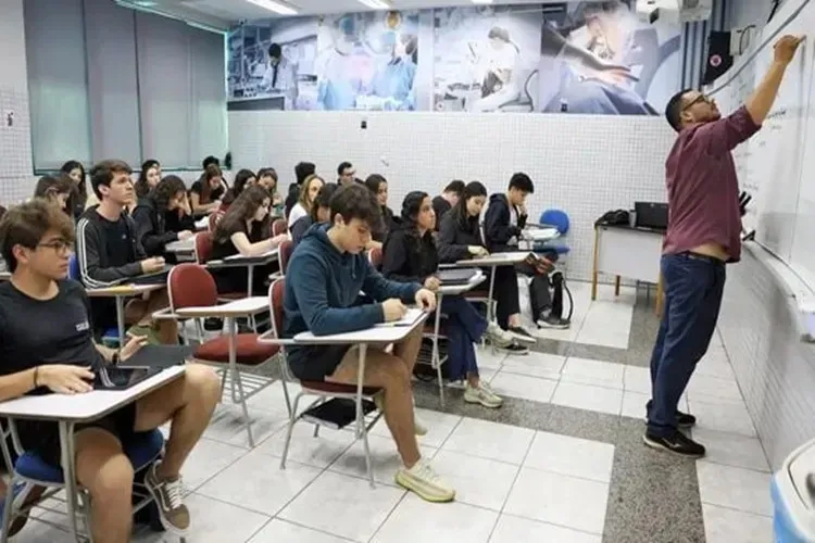 Rede estadual realiza o II Circuito ENEM para estudantes na região de Guanambi