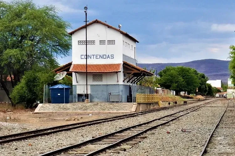MP cobra conclusão de obras de colégio estadual de tempo integral em Contendas do Sincorá