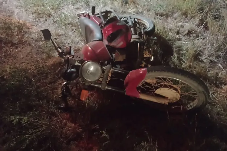 Homem tem braço e perna amputados após acidente na BR-122 em Guanambi