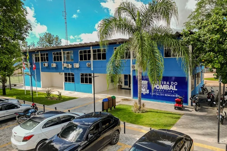 Prefeitura de Ribeira do Pombal abre inscrições para concurso com salários de até R$ 2,2 mil