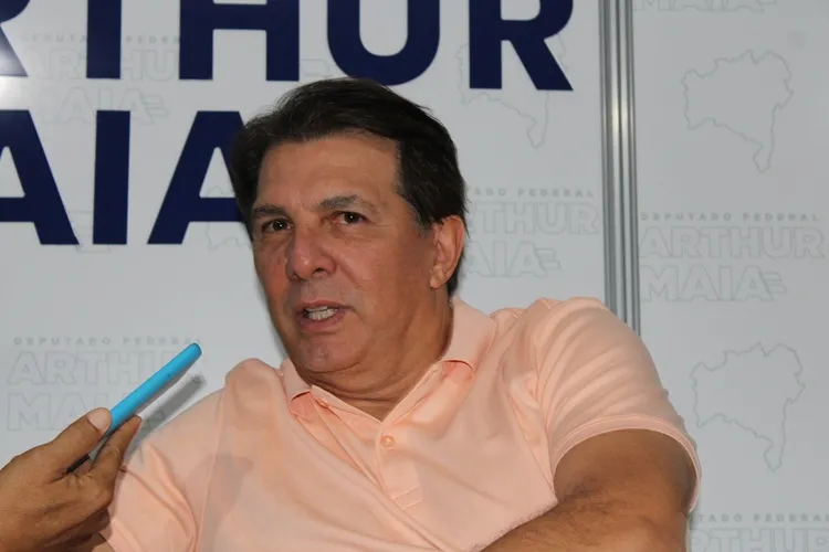 Arthur Maia enaltece retomada da Exposição Agropecuária de Guanambi