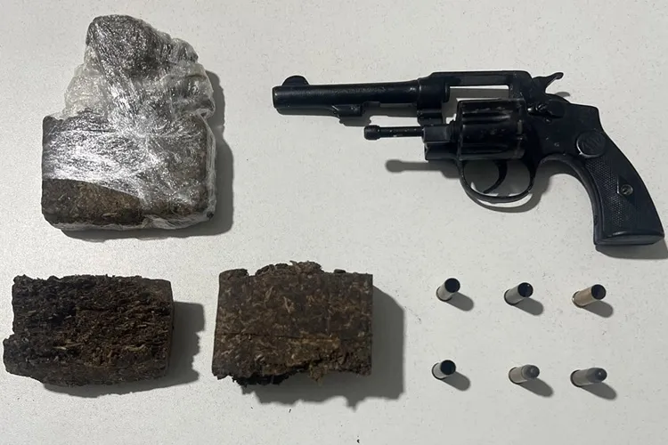 Homem com extensa ficha criminal morre após confronto em Tanque Novo