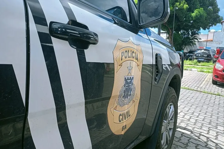 Suspeito é preso em hospital de Feira de Santana após buscar atendimento para a filha