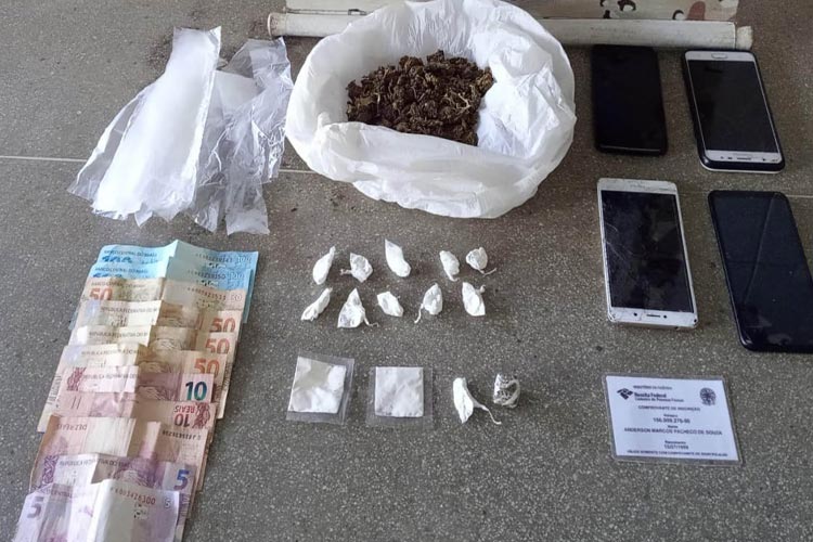 Homens de Espinosa são presos por posse de drogas na cidade de Guanambi