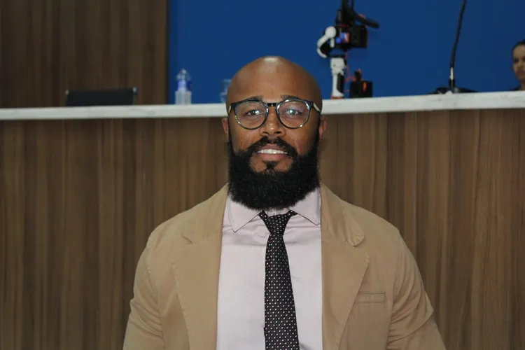 ereador repudia agressão de ex-candidato ao prefeito de Brumado em colégio eleitoral
