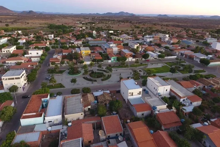 Estado cobra R$ 90 mil de médico e ex-candidato a vice-prefeito em Matina