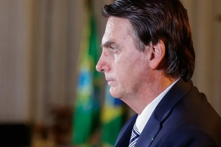 PF indicia Jair Bolsonaro nos inquéritos da venda de joias e das vacinas