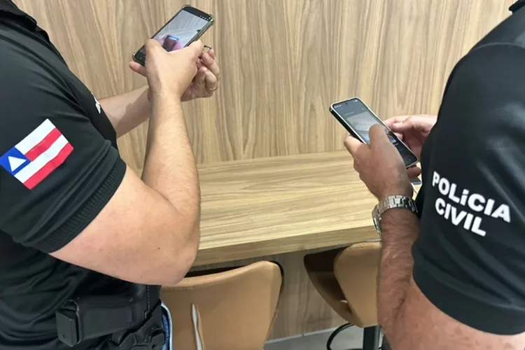 Operação Mobile 360°: Polícia Civil fiscaliza lojas de celulares usados em Brumado