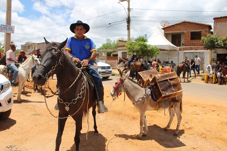 Brumado: Casca de Bala vira atração durante a Cavalgada dos Santos Reis