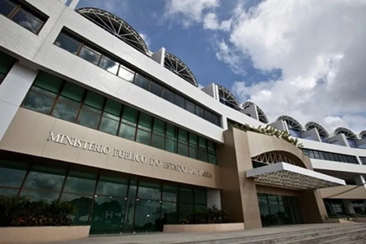 MPBA recomenda regularização e descarte de veículos apreendidos na Delegacia de Cachoeira