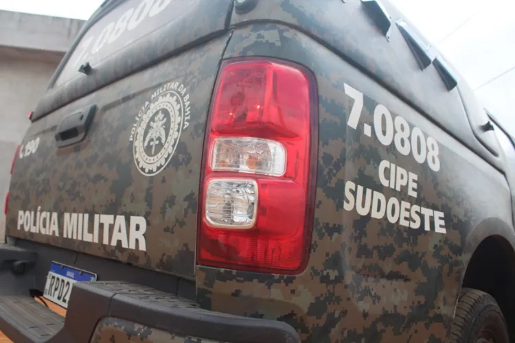 Vitória da Conquista: Cipe Sudoeste retira armas artesanais de posse de internos no presídio