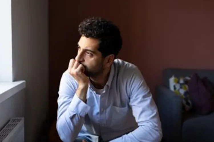 Proporção de brasileiros que moram sozinhos cresce 52% em 12 anos