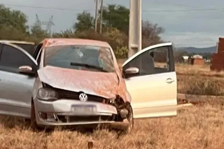 Livramento de Nossa Senhora: Cabeleireiro capota carro e morre em acidente