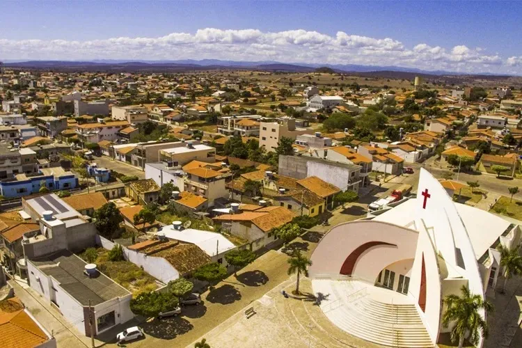 Botuporã: 'Prefeito quer acabar com a nossa tradição', diz líder comunitário ao cobrar festa junina