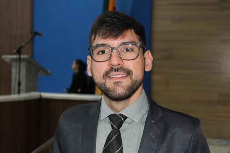 Vereador comemora chegada de água do São Francisco a Brumado: 'Sonho realizado'