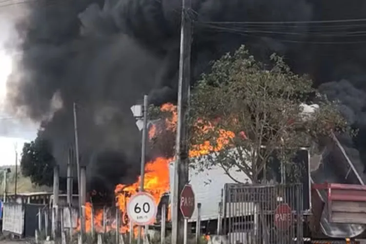 Gandu: Homem morre eletrocutado após caçamba de caminhão atingir fio