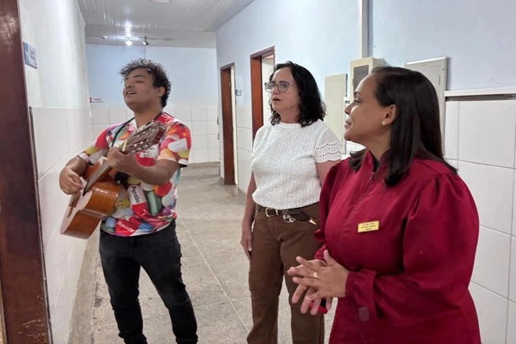 Projeto Remédio Musical leva musicoterapia ao Hospital Municipal de Brumado
