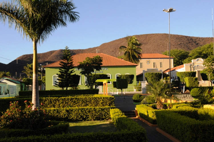 Palmas de Monte Alto: Prefeito apresenta PL para aumentar em até 110% a taxa de iluminação pública