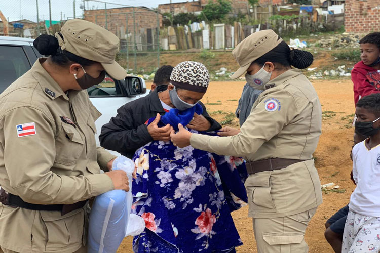Vitória da Conquista: Patrulha Solidária inicia Drive Thru junino