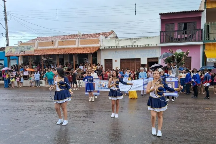 Rio de Contas: Distrito de Marcolino Moura celebra o 7 de setembro com desfile cívico